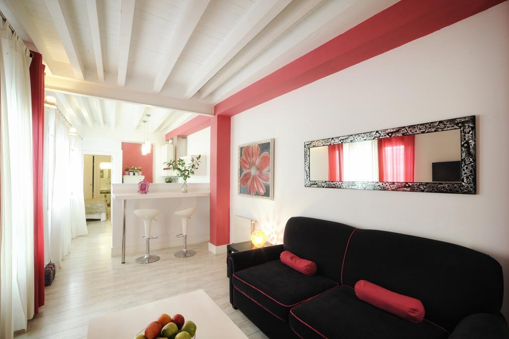 Singular Relator Appartement